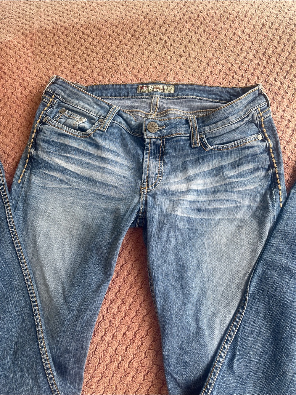 BKE Women's Light Blue Skinny Jeans with Faded Whiskering